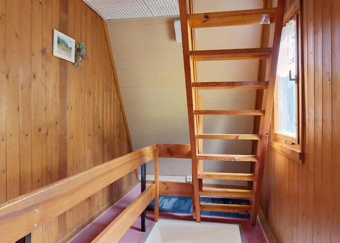 With Terrace Near The Rennsteig Tatil Evi