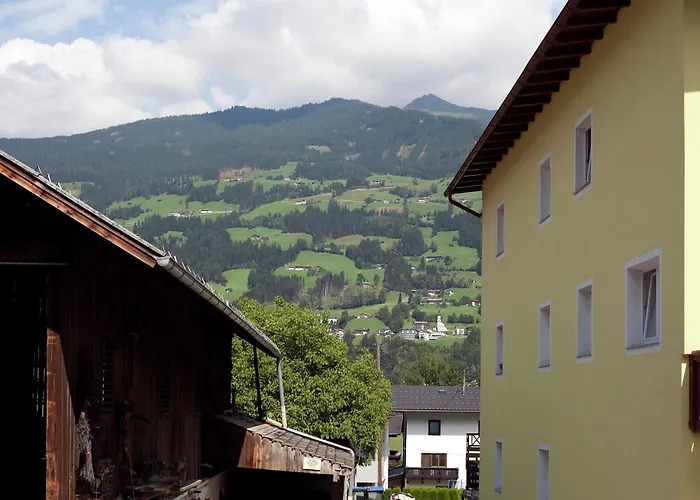 With Terrace Near The Rennsteig Tatil Evi